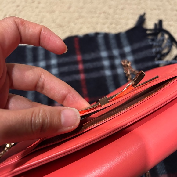 Authentic Ted Baker Hot Pink and rose gold cross body bag - Picture 6 of 7